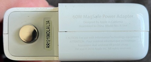 In der Originalverpackung: Gepflegtes Apple MacBook Pro 13" aus 2012 - Bild 20 von 20