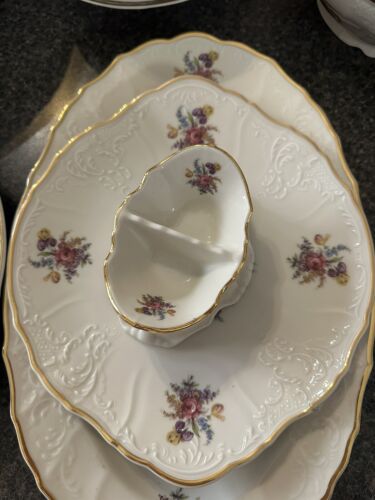 Bernadotte Czechoslovakia Antique 34 pc Bohemian Porcelain Dinner Set Gold Trim - Picture 3 of 6