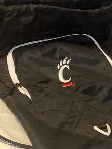 Under Armour Cincinnati Bearcats Gym Drawstring Bag Red & Gray 20” X 16” - Picture 2 of 6