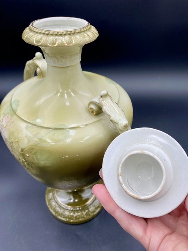 Antique Royal Bonn (Germany) Amphora w/Lid & Matching Vases Set, Dogwood Blossom - Picture 7 of 24