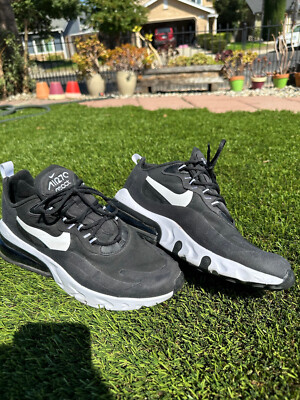 Size 9.5 - Nike Air Max 270 Black White