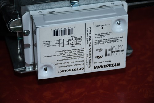New Acuity Gotham Dimmable LED Downlight 6" square EVO 35/12 LED 120V - 277 - Picture 14 of 21