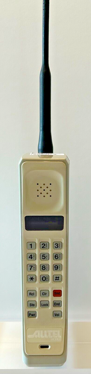 Vintage Analog Phone by Michael Mullan額装 Vintage Analog Phone by Michael Mullan額装 コレクション