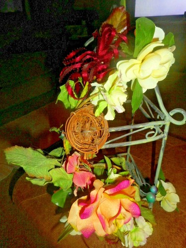 Offener Vogelkäfig aus Metall Blumengesteck/Kerzenhalter/Blumen seitlich befestigt - Bild 11 von 12