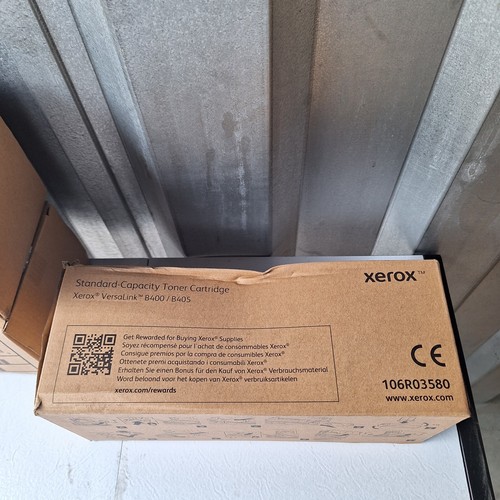 GENUINE XEROX BLACK toner cartridge 106R03580 VERSALINK B400 B400DN Damaged Box
