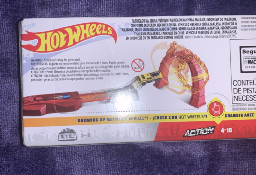 Mattel Hot Wheels Flame Jumper Play Set With Track and 1 Vehicle New in Package - Picture 4 of 7