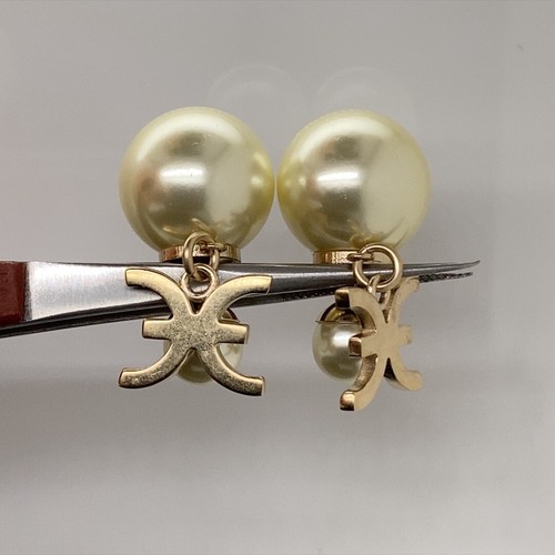 DIOR TRIBALES EARRINGS Gold-Finish Metal White Resin Pearls New $560 - 第 11/12 張圖片