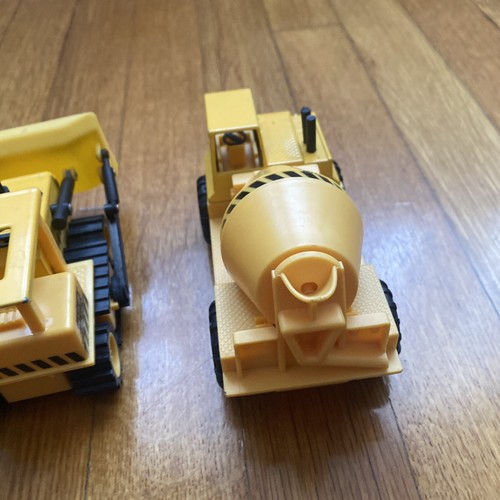 Mighty Wheels 5'' Lot—Die Cast Yellow Dump Truck, Dozer & Cement Truck Lot, Used - Picture 9 of 24