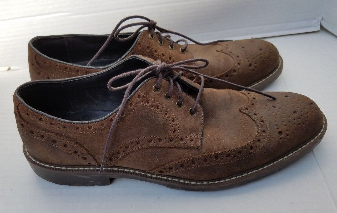 Scarpe casual da uomo JOHNSTON & MURPHY Suede Brown Chukka WingTip Dress Oxford Dress Shoes uomos 11 Scarpe casual da uomo JOHNSTON & MURPHY Suede Brown Chukka WingTip Dress Oxford Dress Shoes uomos 11