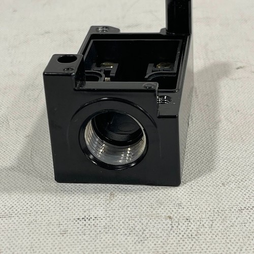 NEU - PEPPERL+FUCHS MPB20 FOTOELEKTRISCHER ENDSCHALTER STECKDOSE HONEYWELL - Bild 4 von 5