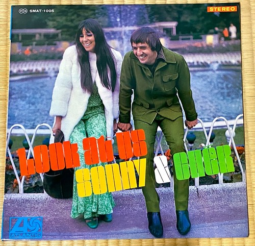 SONNY & CHER - LOOK AT US 1965 JAPAN LAMINATED THIN SLEEVE LP SMAT-1005 - Picture 5 of 5