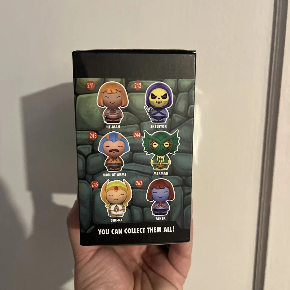 Figura Vinilo Funko Dorbz - Masters of the Universe: HE-MAN EDICIÓN LIMITADA PERSECUCIÓN Foto 3 de 4