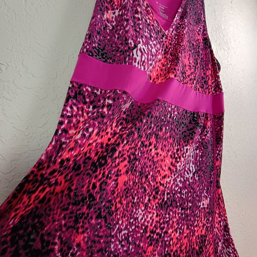 Vestido TEK GEAR DryTek Multicolor Atlético Elastizado Sin Mangas Talla 1X  - Imagen 2 de 6