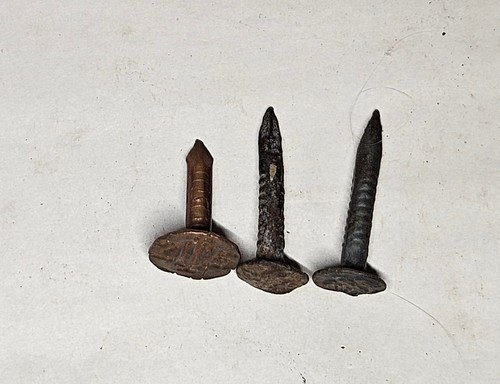 Vintage Illinois Central Railroad Nails and Brads 25, 30 & 36 - Picture 4 of 7