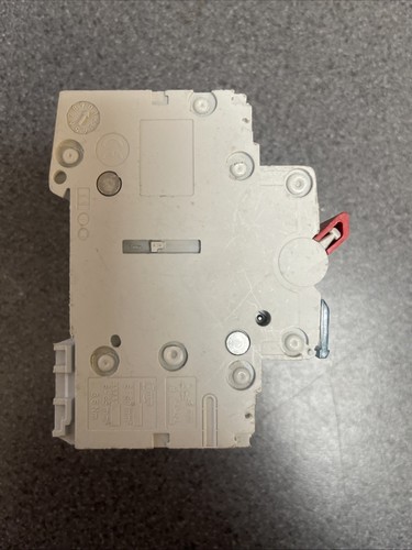 HAGER 125 AMP TRIPLE POLE MAIN SWITCH DISCONNECTOR SBR399 Incomer 125A SBR Three - Picture 3 of 6