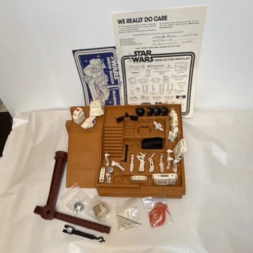 Kenner Vintage Droid Factory R2-D2 Playset Star Wars IV 1979 Science Fiction