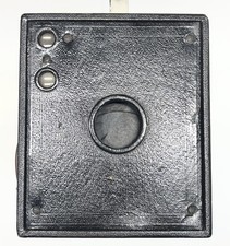 Kodak No 3 Brownie Box Camera Model B 124 Roll Film