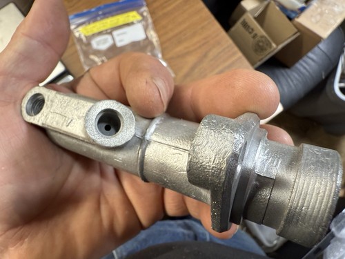 Triumph TR3 Girling Clutch Master Cylinder 31058D 8754 3B29B #6  - Picture 5 of 10