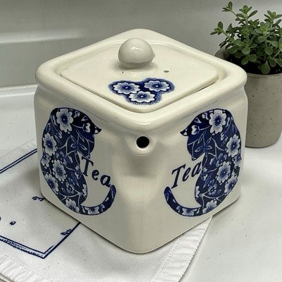 Royal Crownford Staffordshire England Blue Calico Cat Cube Teapot Vintage
