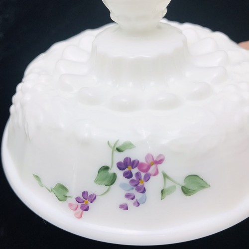Vintage Fenton Milk Glass Hand Painted Candy Dish W/ Lid Paneled Grapes Flowers - Picture 4 of 13