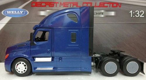 Welly Freightliner Cascadia Transporter  Cabin scale 1/32 NIB - Picture 53 of 54