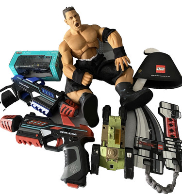 SPIELZEUG RESTPOSTEN KONVOLUT Transformers Hardhead G1 WWE Jakks Ring Giants John Cena