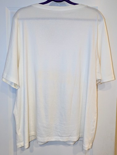 Camiseta Karen Scott, Manga Corta Cuello en V con Acentos de Botones, Blanca, Talla 3X, Usada en Excelente Condición - Imagen 6 de 7