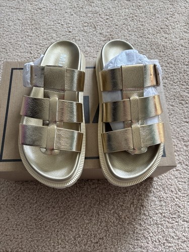 Women’s Sandals