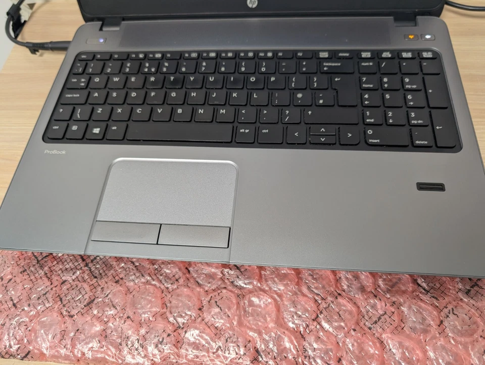 HP ProBook 455 G1 - AMD A8-4500M Radeon - 2GB Ram - No Storage - Image 3 of 4