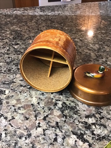 Tarro humidor de tabaco McDONALD DUK-IT de cuero sobre cobre de colección UNIVERSIDAD DE PENN - Imagen 15 de 21