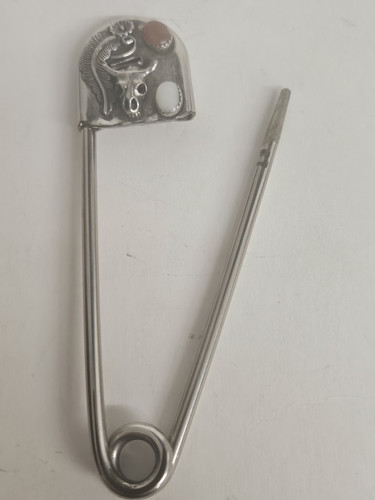 Pin/portallavero de seguridad Risdon vintage - Imagen 2 de 5