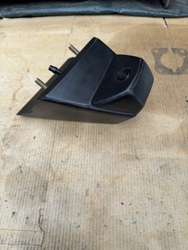 GENUINE FORD GRANADA MK2 FRONT BUMPER OVER RIDER WITH BUILT IN WASHER JET NOS