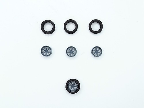 4 Räder mit Felgen 6-Speichen versetzt Ø 15,20 mm - 3D CREATIVE - 1:43 - Bild 1 von 3