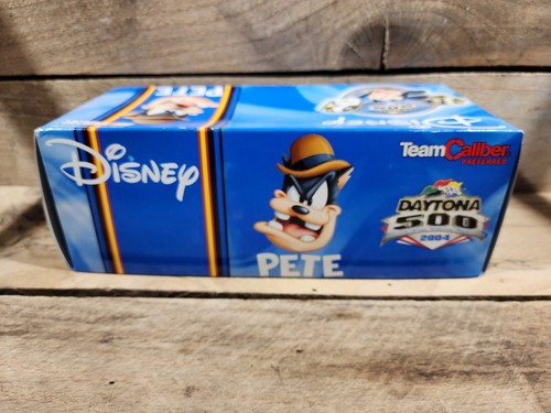 2004 Disney Daytona 500 Team Caliber Pete 1/24 Scale - Picture 4 of 11