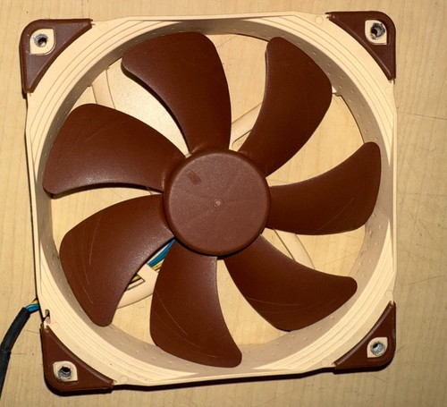 Noctua NF-A14 PWM Cooling Case Fan 140mm (5 1/2" x 5 1/2") - Photo 3/10