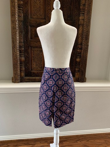 The Pencil Skirt By J Crew Size 4 Navy Pink Pattern Size 4 - Picture 5 of 6