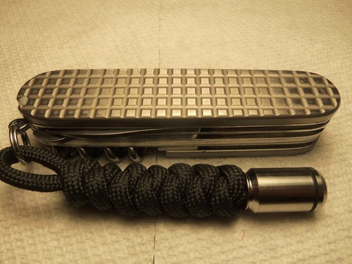 VICTORINOX HUNTSMAN SWISS ARMY KNIFE * TITANIUM SCALES * $25 LANYARD * WAS $295! - Picture 10 of 24