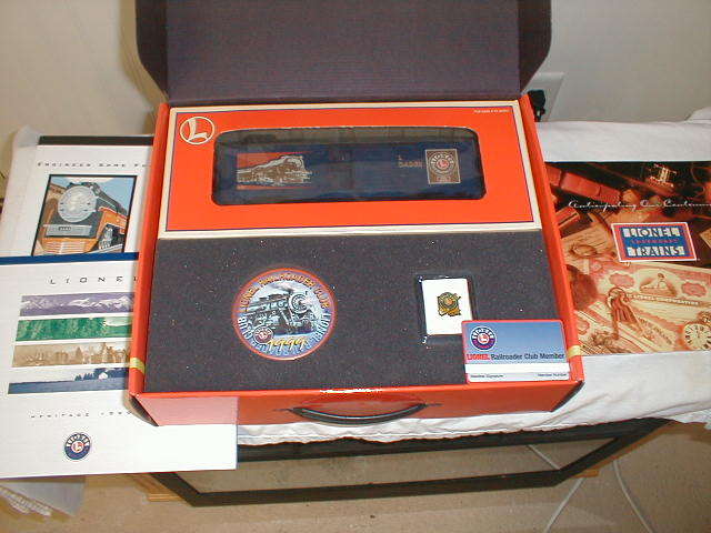 Lionel Railstradaer Club oro Member Kit NIB Lionel Railstradaer Club oro Member Kit NIB