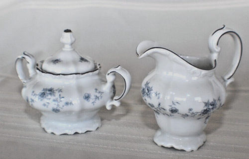 Johann Haviland Blue Garland -Coffee Pot w/Lid, Sugar Bowl w/Lid & Creamer - Picture 8 of 22