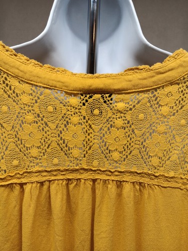 Torrid Womens Size 2 Mustard Yellow Button Up Short Sleeve Blouse Lace Shoulder - Picture 9 of 14