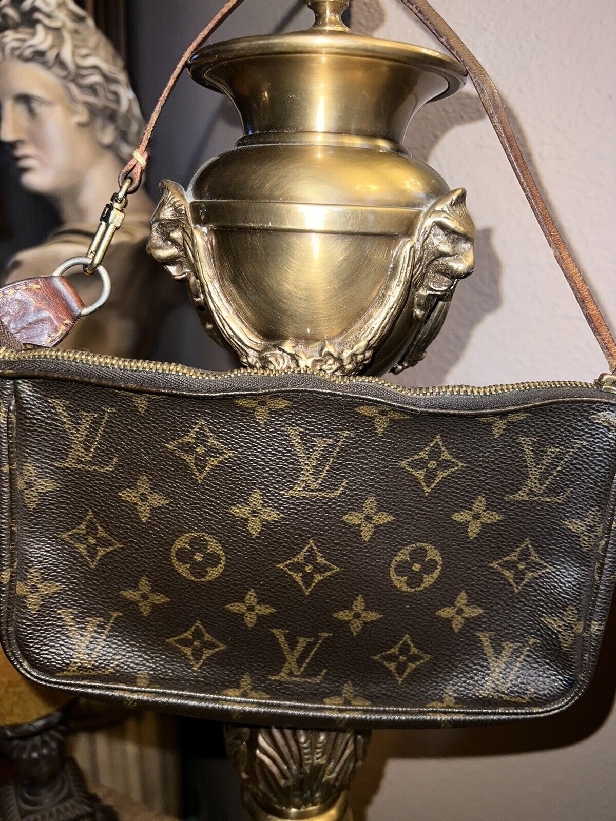 LOUIS VUITTON Monogram accessoire M51980 Small Handbag Brown Vintage O –  VintageShop solo