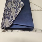 Foto 11 di 12