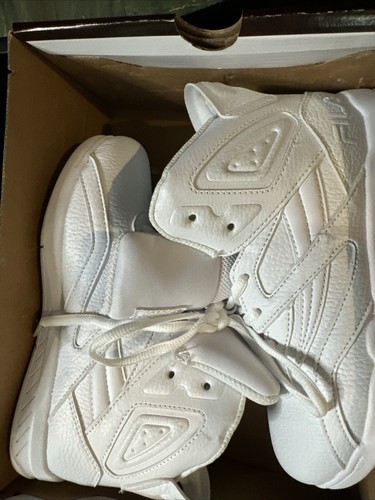 Fila Boy's White Basketball Sneakers Shoes - Picture 5 of 5