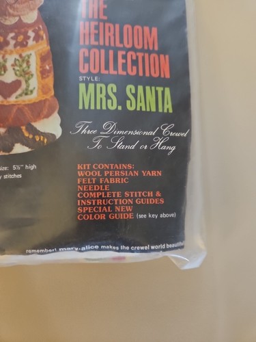Vintage 3D Crewel Felt Needle Yarn Kit MRS. SANTA Mary Alice Designs Sunbow - Picture 3 of 5