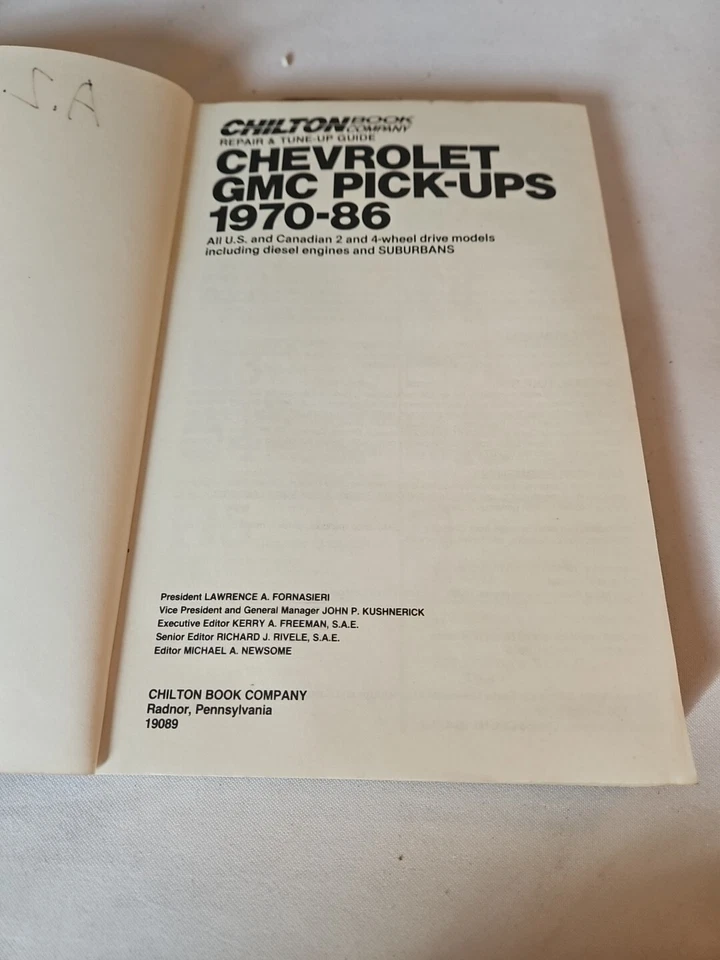 Manual de reparación Chilton #6936 camionetas Chevy GMC, Blazer, Jimmy, Suburban 1970-87 Foto 3 de 4
