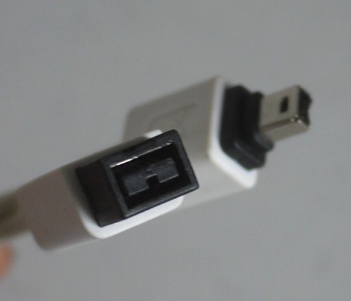 Belkin IEEE 1394 AWM 20379 - 184cm Cable - Picture 3 of 9