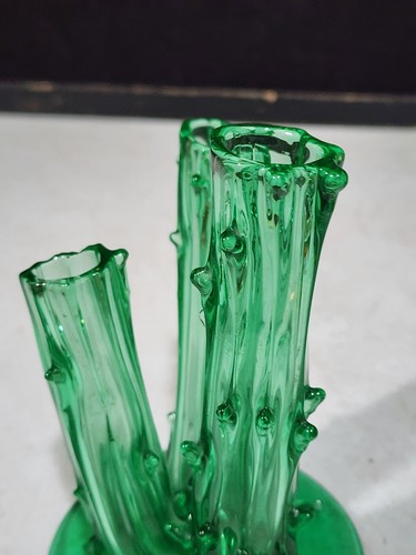 Vintage Steuben POMONA GREEN 3 Tree Trunk Bud Flower Vase Art Glass 6 1/4" GLOWS - Picture 6 of 8