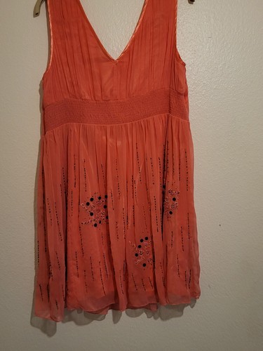 Dress - Picture 3 of 4