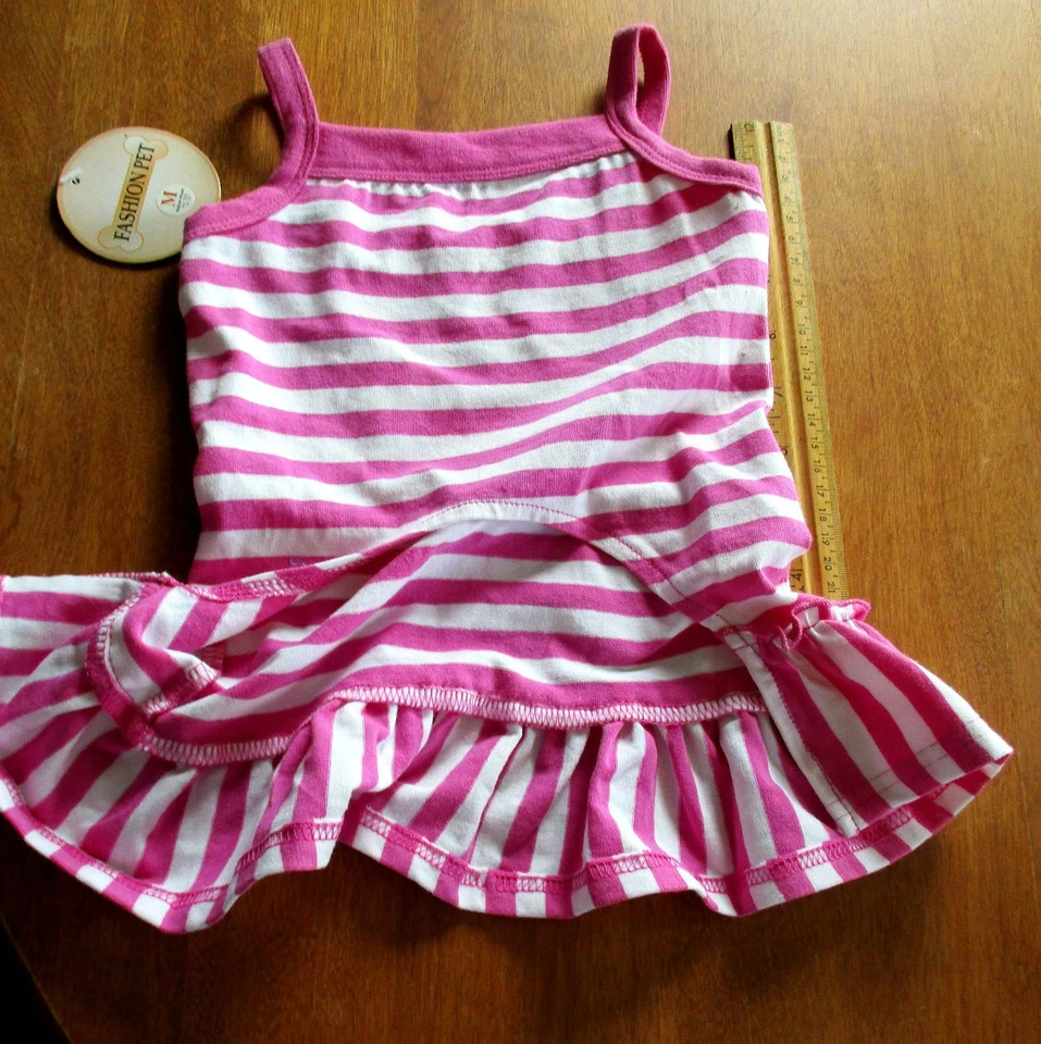 Moda Mascota Mediano Rosa Rayas Volantes Vestido Delicioso Corazón Caramelo ~ 14" - 16" ~ Nuevo con Etiquetas Foto 2 de 2