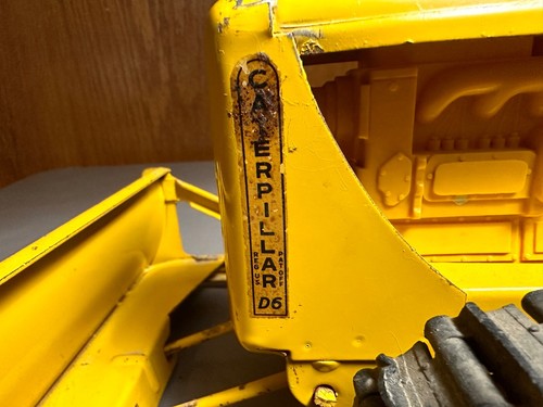 Vintage DOEPKE MODEL TOYS CATERPILLAR D-6 BULLDOZER 1950's Unrestored Beauty! - Picture 4 of 16